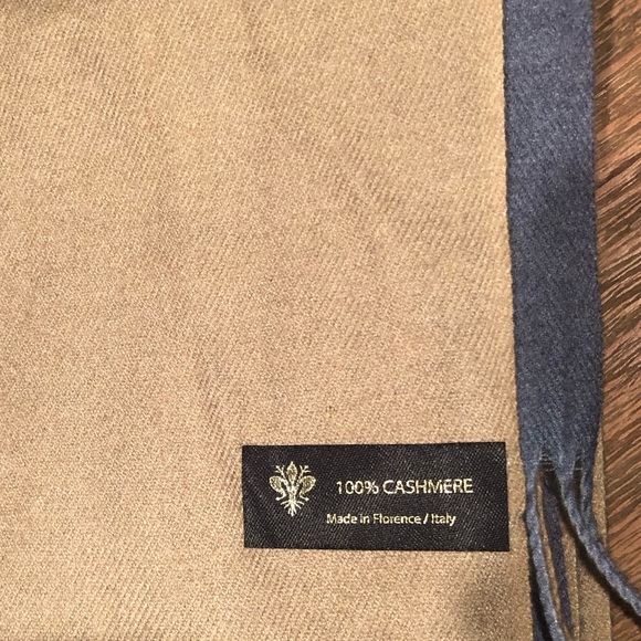 Cashmere Scarf NWOT - Picture 5 of 5